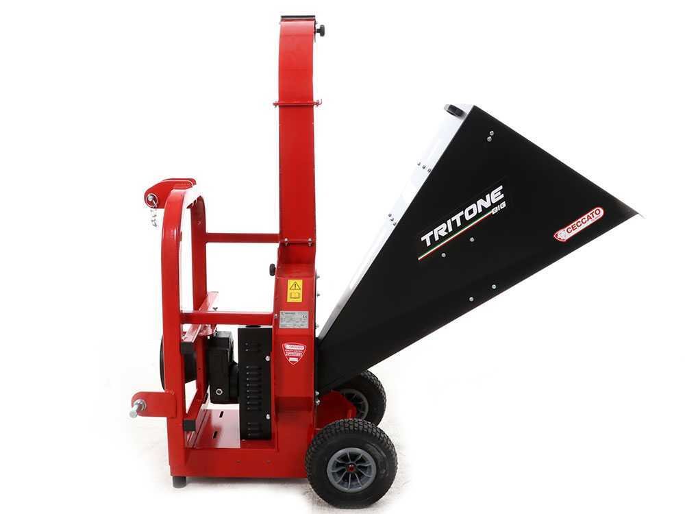 ceccato tritone big pto broyeur de branches à tracteur avec raccord à 3 points - Machines territoires ceccato tritone big pto broyeur de branches à tracteur avec raccord à 3 points