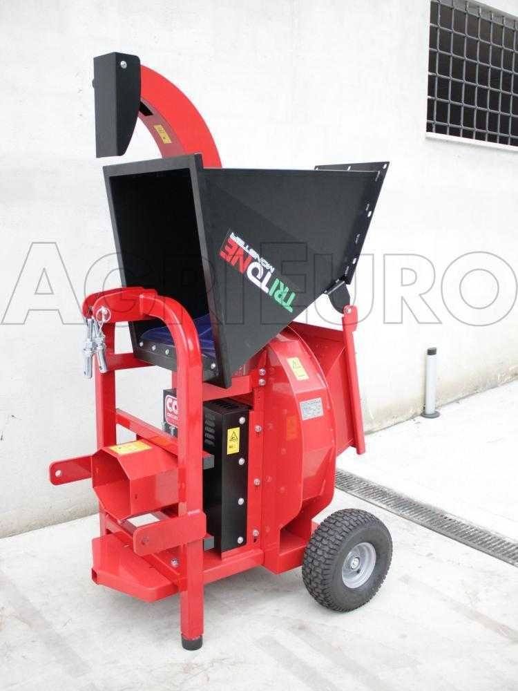 ceccato tritone monster p.t.o. broyeur de branches pour tracteur professionnel - Machines territoires ceccato tritone monster p.t.o. broyeur de branches pour tracteur professionnel