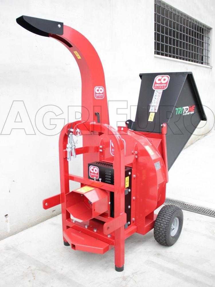ceccato tritone monster p.t.o. broyeur de branches pour tracteur professionnel - Machines territoires ceccato tritone monster p.t.o. broyeur de branches pour tracteur professionnel