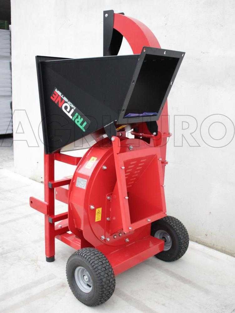 ceccato tritone monster p.t.o. broyeur de branches pour tracteur professionnel - Machines territoires ceccato tritone monster p.t.o. broyeur de branches pour tracteur professionnel