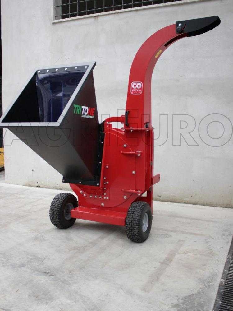ceccato tritone monster p.t.o. broyeur de branches pour tracteur professionnel - Machines territoires ceccato tritone monster p.t.o. broyeur de branches pour tracteur professionnel