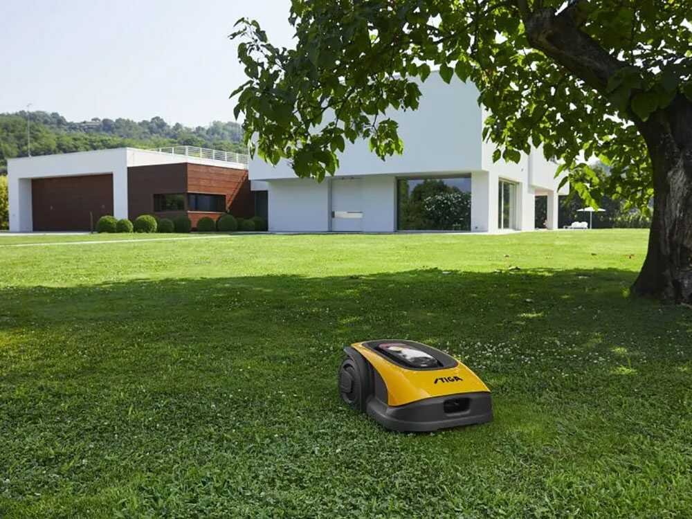 robot tondeuse stiga a 1500 avec batterie e power de 5 ah
